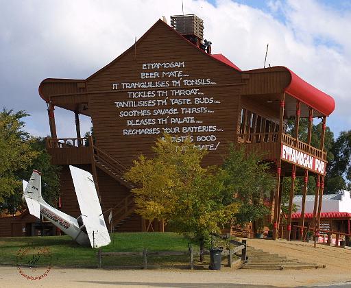 Ettamogga Pub 9K33D-05.JPG